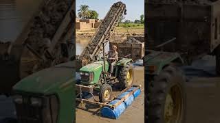 👉 “Floating Tractor 😱🚜 | Paani Mein Chalne Wala Desi Jugaad!”