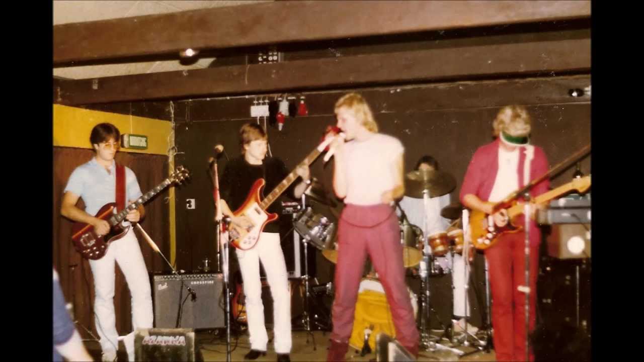 CROSSFIRE Intro 1980 - YouTube