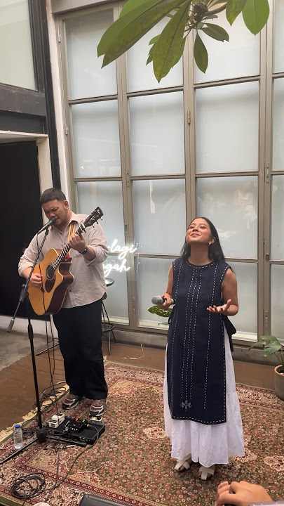 Download lagu “Mungkin” di Ruang Dini 🤎 titik ke dua tur Lagi-lagi Singgah 2024 ✨ #mungkin #chintanajo