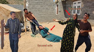 Download lagu Love in the Dark: The pregnant second wife objects when her husband goes to visit his first wife.