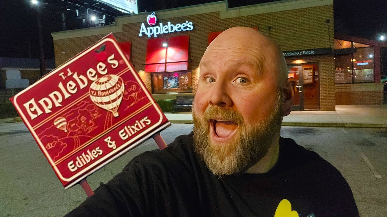 Я посетил первый ресторан Applebee's в Т.Дж.: аптека, продающая съедобные продукты и эликсиры, чт...