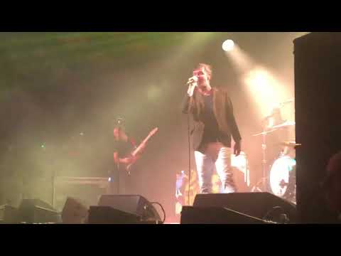 Idlewild - When I Argue I See Shapes at the Barrowlands