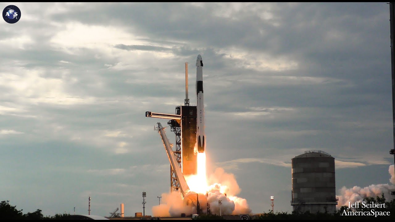 SpaceX launches the Axiom-2 mission with a crew of 4 to the to the ISS ...