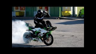 Kawasaki Ninja Zx6R 2013 - On Stunt Lot