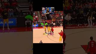 LeBron was clutch in game 3🥀 #shorts