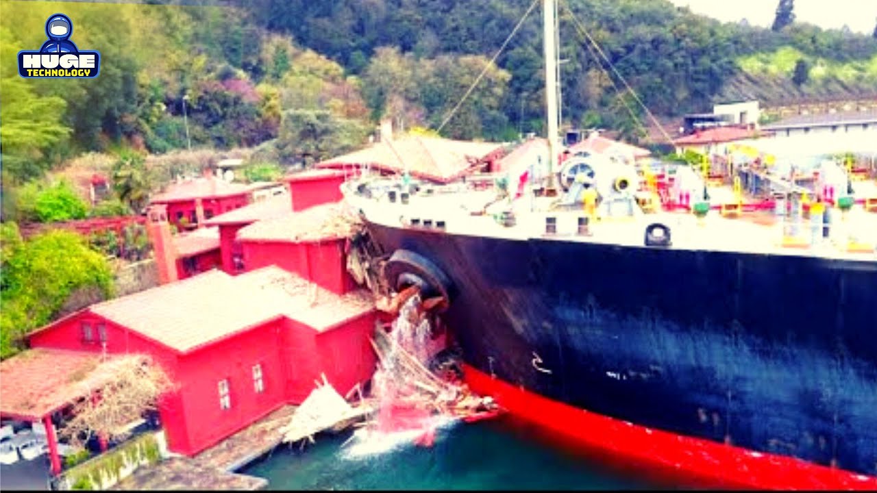 Best Ship & Boat Crash Compilation, Terrible ship accident Expensive