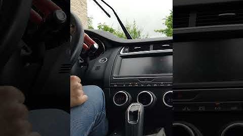 E-pace wipers service position