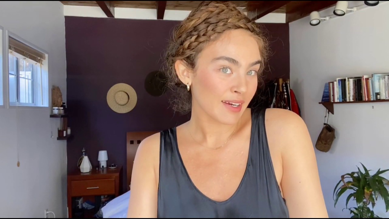 Oscars 2020 Hair: Margaret Qualley - YouTube