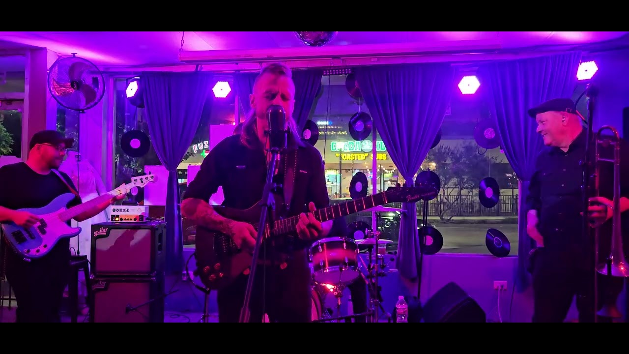 Henry the Archer live at Growl records. Arlington, TX. June 7th, 2025.