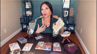 видео: ВОДОЛЕЙ | Между сладким сном и прекрасным кошмаром 🔮 | Гадание на картах Таро Водолея. картинка: ВОДОЛЕЙ | Между сладким сном и прекрасным кошмаром 🔮 | Гадание на картах Таро Водолея.
