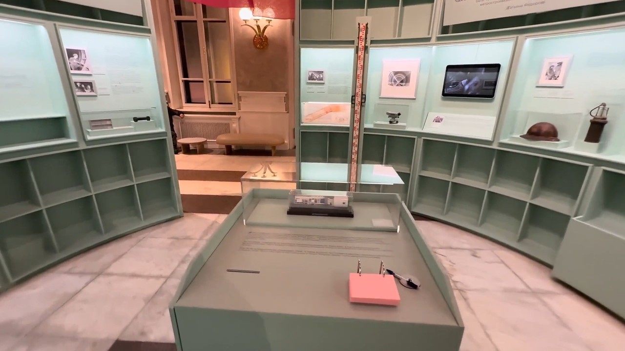 Moscow’s Winter Fairy Tale: A Festive New Year Walk at the Northern River Terminal