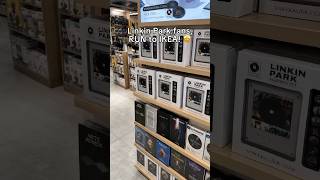 Linkin Park in IKEA ?