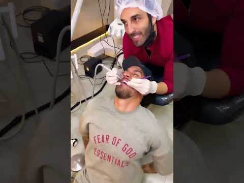 Será que é assim a limpeza de dentes???