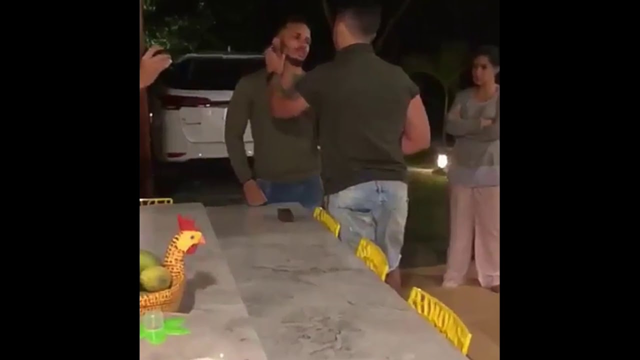 CARLINHOS MAIA PEDINDO SEU NAMORADO LUCAS GUIMARÃES EM CASAMENTO!!!