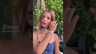 Novinha Loirinha Muito Linda