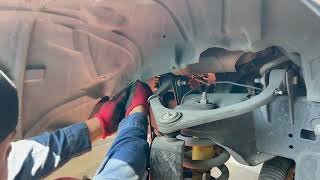 DODGE  RAM 1500 2014 5.7 COMO QUITAR LA ROTULA DE ABAJO 2014