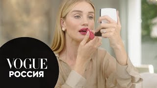 Рози Хантингтон-Уайтли показывает, как сделать дневной макияж с акцентом на губы Рози Хантингтон-Уайтли показывает, как сделать дневной макияж с акцентом на губы