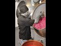 Fabrication  artisanale de la praline rose de lyon 2023