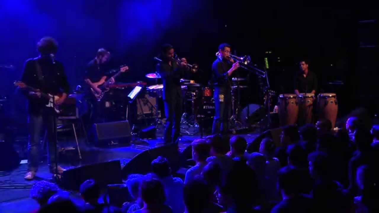Guarda Sam Vloemans Band - Alpha III + In Between - Live at AB (Ancienne Belgique) su YouTube Guarda Sam Vloemans Band - Alpha III + In Between - Live at AB (Ancienne Belgique) su YouTube