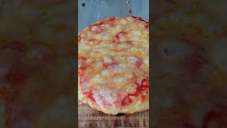 Testing & Ranking Vegan Cheeses on Pizza
