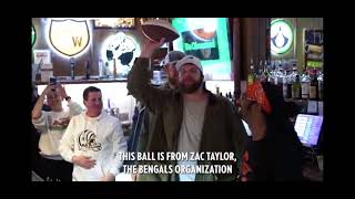 Bengals OL gets Cincy's Oak Tavern crowd fired up after Sunday's win😂