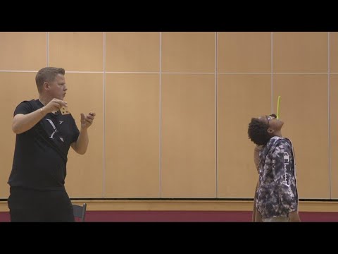Education Station: Cleveland magician Rick Smith Jr. gives back to area schools