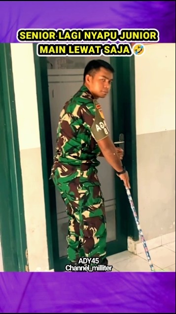 The junior doesn't understand the code yet🤣 #tni #soldiers #funny #short #shortvideo
