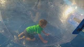 Su Topu Ile Eğlenceli Dakikalar...