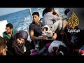 الوطن لا يبدو بعيدا الوطن لا يبدو بعيدا