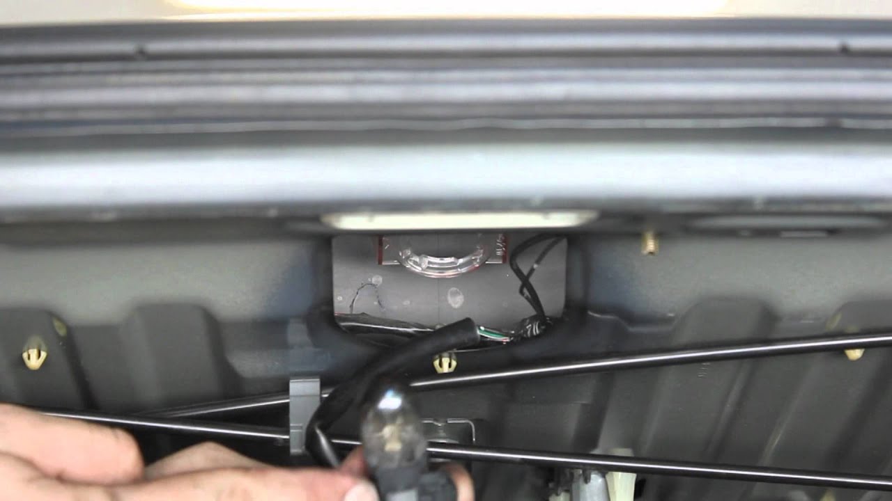 3rd Brake Light Bulb Removal "How to" Honda Civic FIXBOOKFAST YouTube