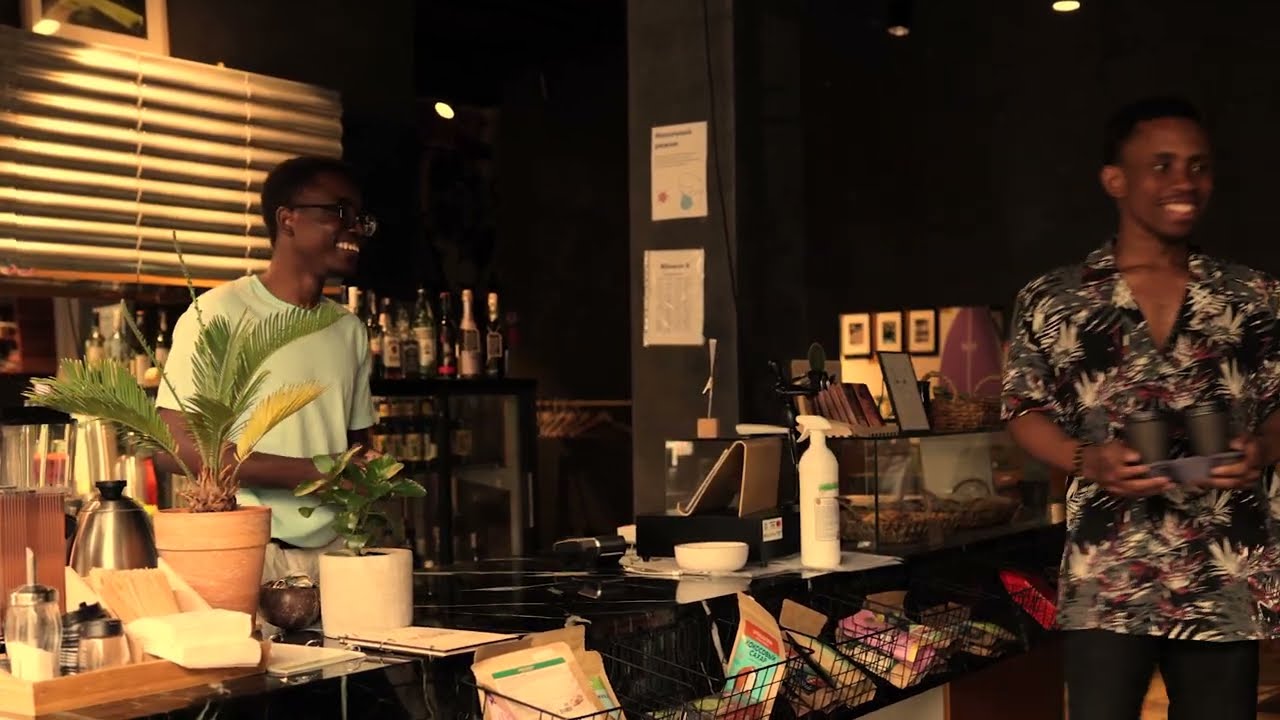 Brewly — Coffee Shop Ad (Spec Work)