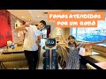 Fomos atendidos por um garçom ROBÔ