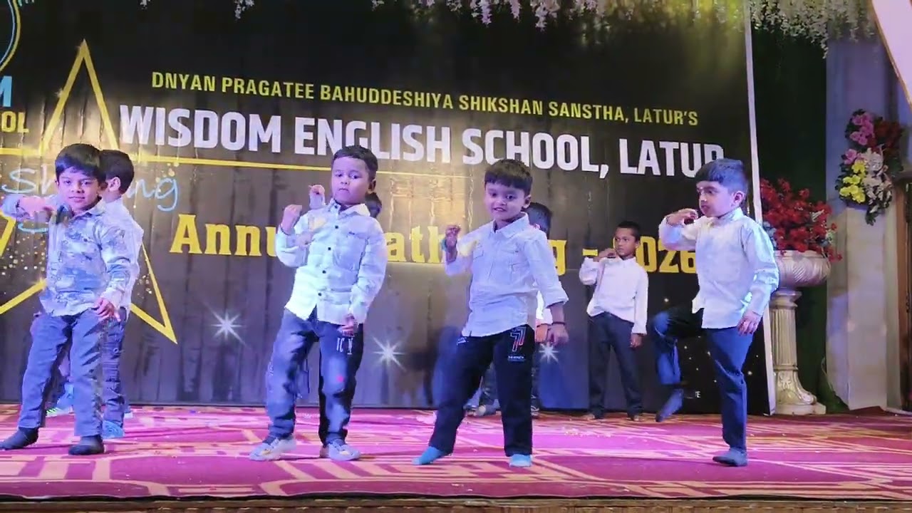माझा मुलगा. नैतिक यांच्या शाळेतला गॅदरिंग मधला ग्रुप डान्स
