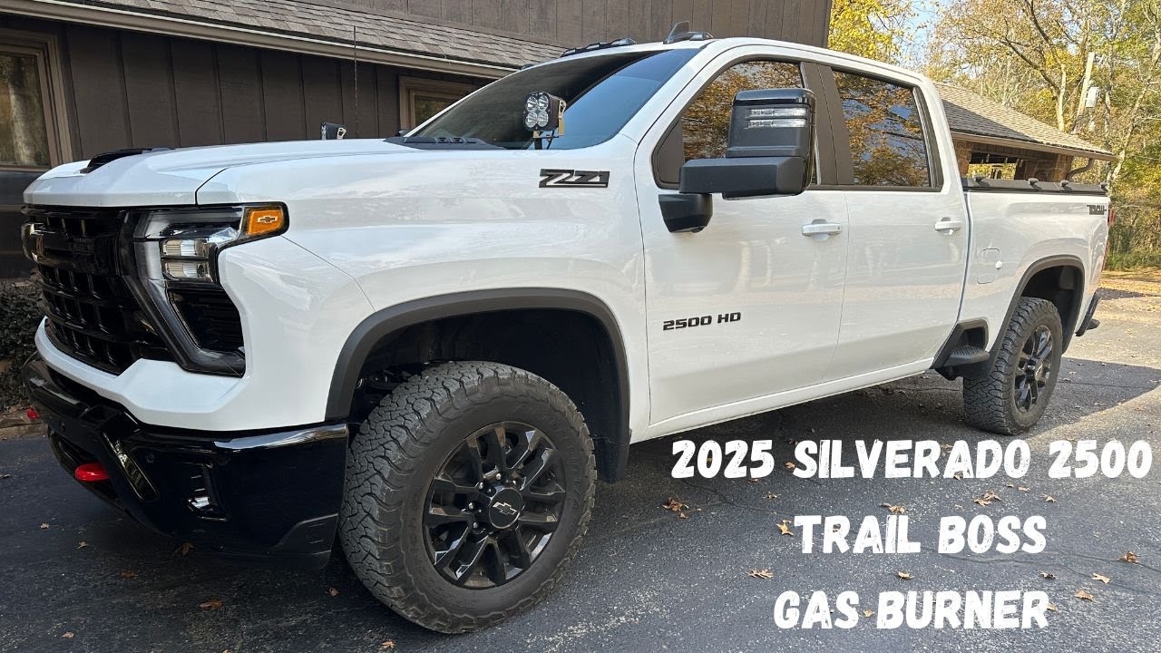 Мои мысли после 10 тыс. миль на моём Gas 2025 Silverado 2500 Trailboss