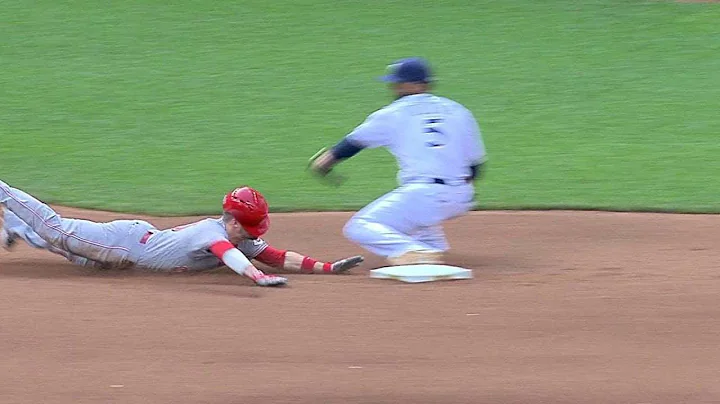 CIN@MIL: Holt drives in Duvall with a double