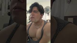 me gusta la pizza con piña