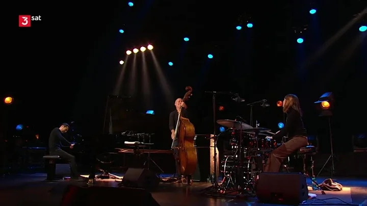 Intertwined - Avishai Cohen Trio 2021