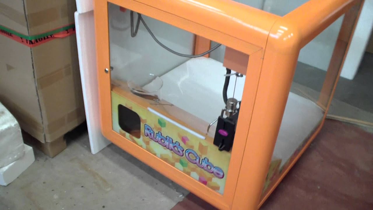 Rubik's Cube Crane Machine