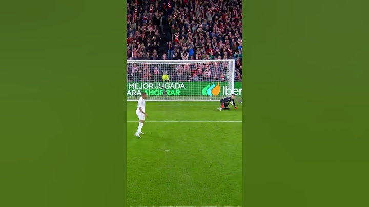 Kylian Mbappe misses ANOTHER penalty! What's wrong with him