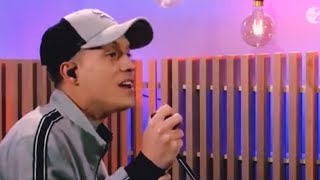 Video thumbnail of "Loic Nottet - Heartbreaker (acoustic, live)"