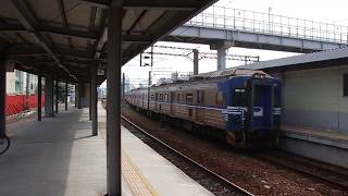 2017.11.04高雄3142次區間車進站(558+570)