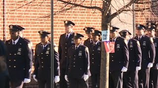 Sea of blue for slain NYPD officer's funeral