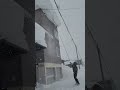 雪が多すぎて雪庇棒ではもう無理🌈 There's so much snow that it's no longer possible to use snow eaves.＃雪下ろし