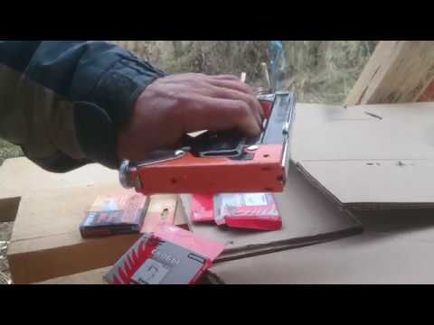 Степлер мебельный строительный или скобозабивной пистолет Ермак тестирую