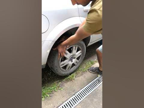 Stuck handbrake fix. #handbrake #brake #mechanic - YouTube
