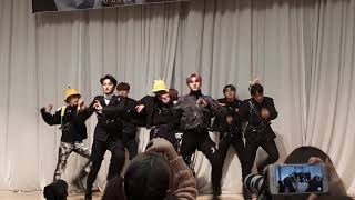 ATEEZ(에이티즈) - 'Treasure' performance (20181125 fansign)