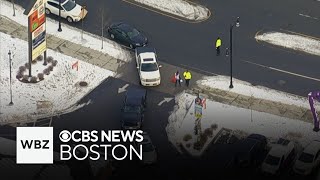 Cars line Worcester block for 10-cents-a-gallon gas