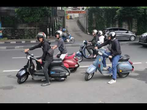 GASRUK - TOURING VESPA  (Reggae version)