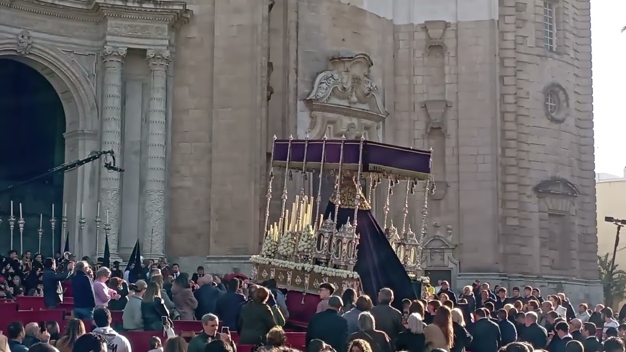 LÁGRIMAS DE PIEDAD EN LA CATEDRAL SEMANA SANTA CÁDIZ 2025