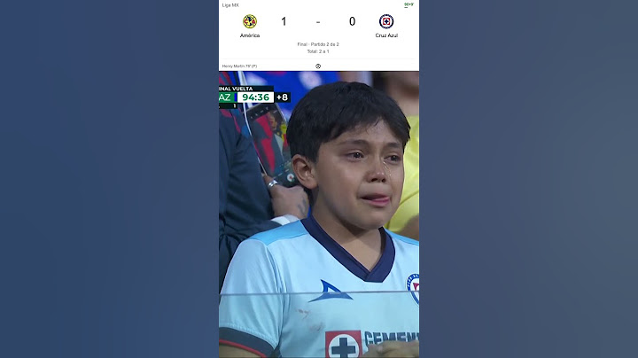Young Cruz Azul fan suffers defeat in the Liga MX final